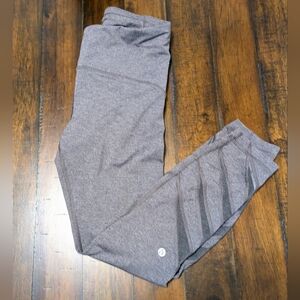 Lululemon Motionful ⅞ tight size 8